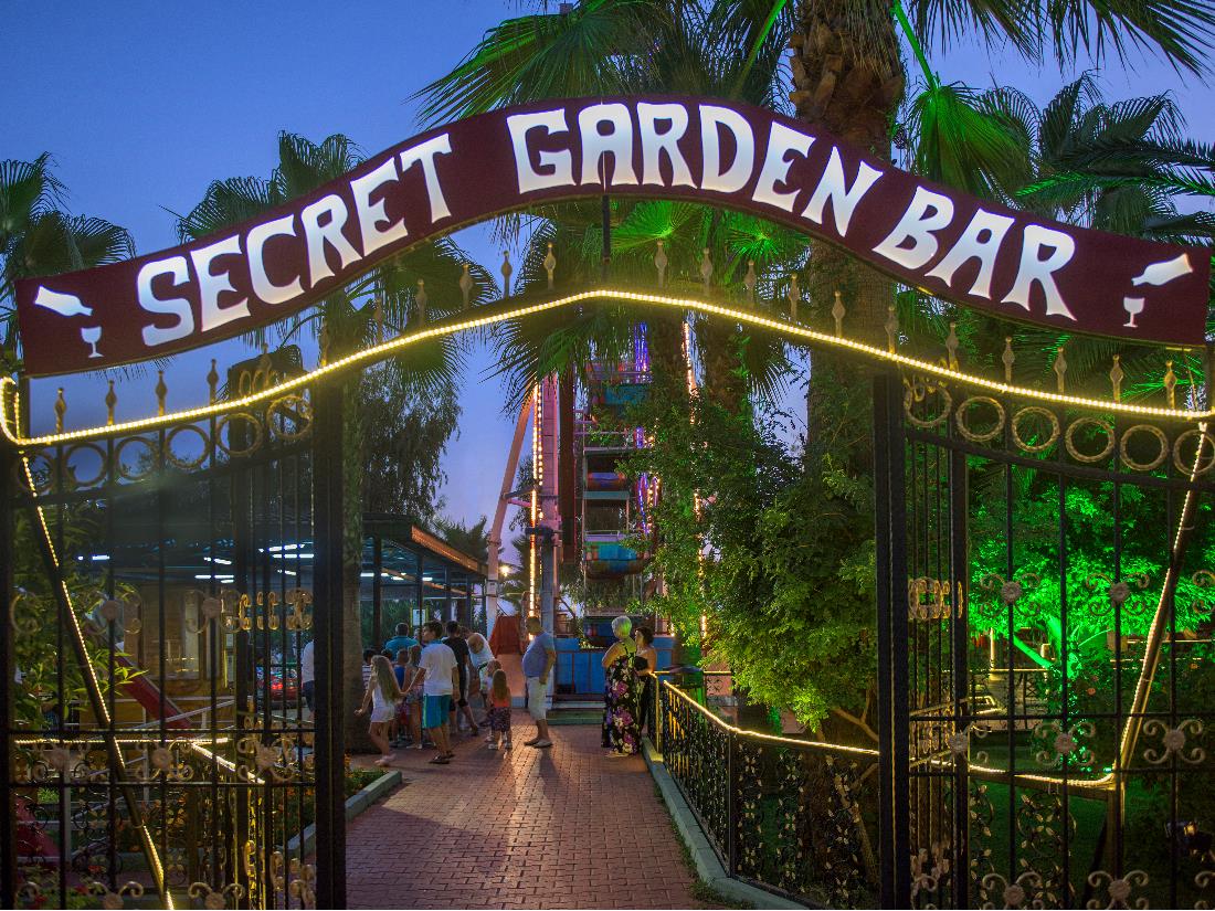 Garden Secret Bar - Bars - Food & Beverage - Delphin Deluxe