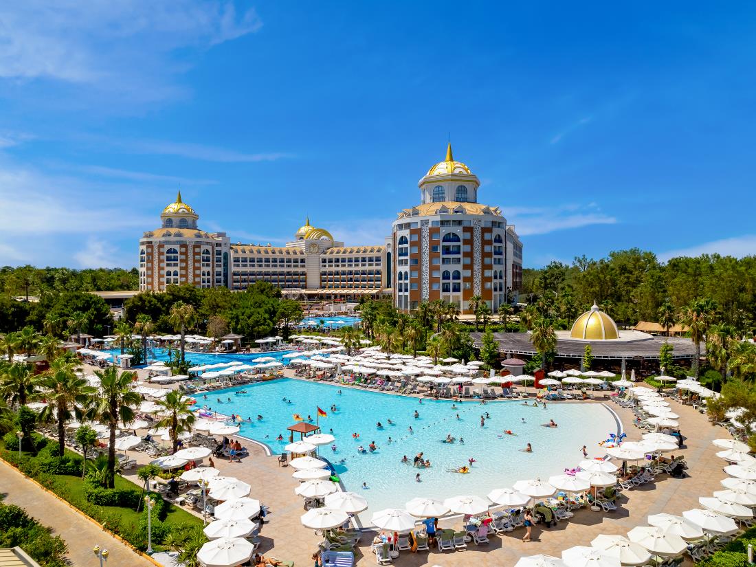 DELPHIN BE GRAND RESORT - Factsheet