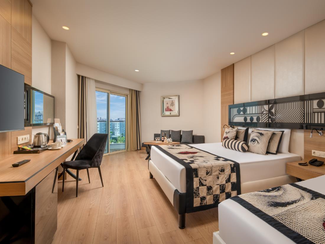 Superior Room Land Side - Accommodation - Delphin Imperial
