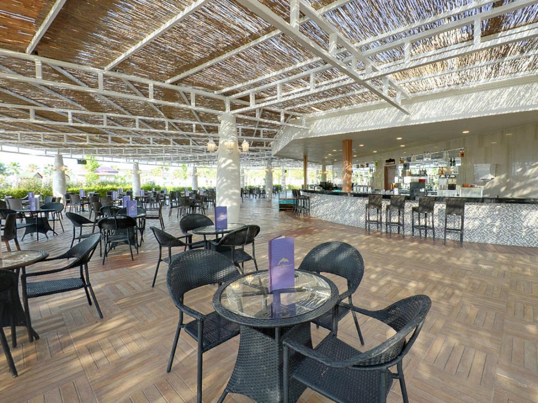 Be Aqua Pool Bar - Bars - Food & Beverage - Delphin Be Grand Resort