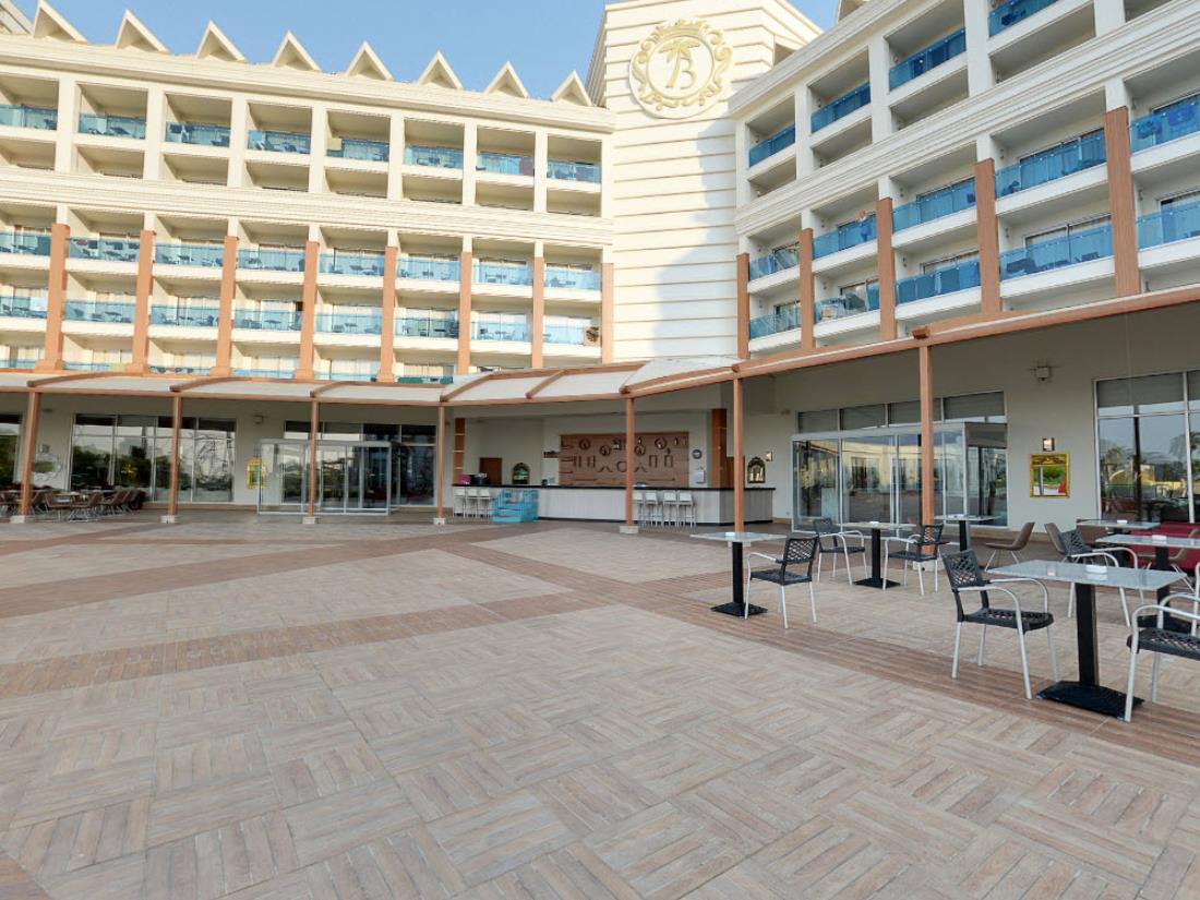 Be Oasis Teras Bar - Bars - Food & Beverage - Delphin Be Grand Resort