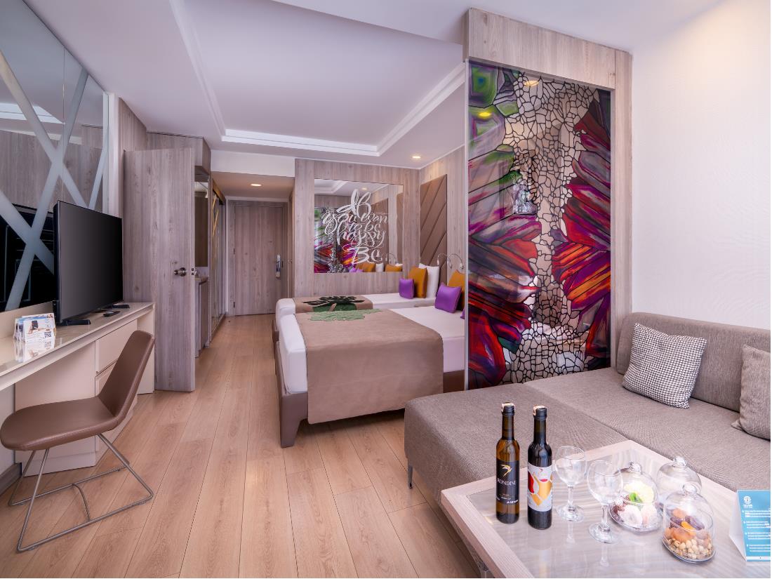 Be Trendy Connection Room - Accommodation - Delphin Be Grand Resort