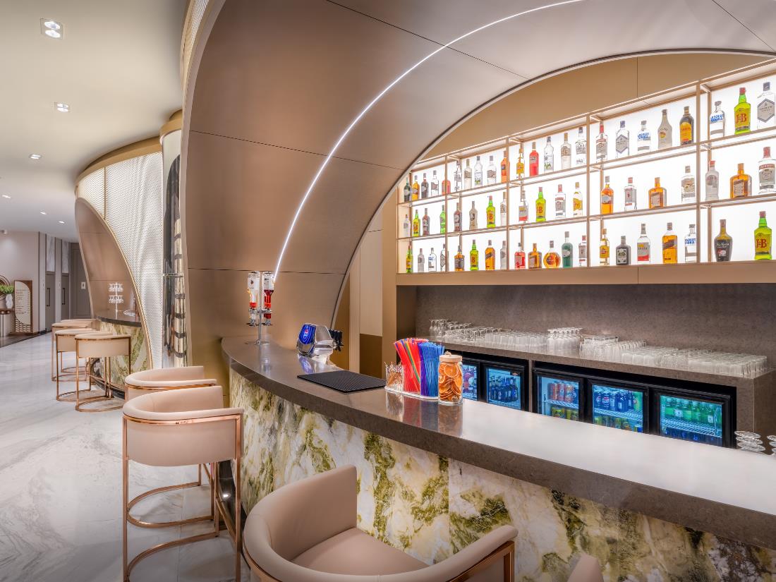 Lobby Bar - Bars - Food & Beverage - Delphin Palace