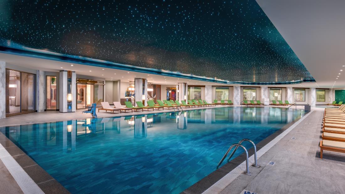Pools / Aquapark / Beach - Activities & Entertainment - Delphin Palace