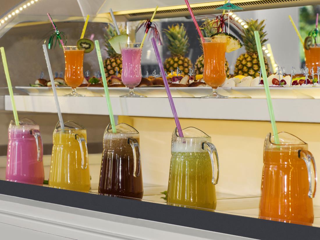 Vitamin Bar - Bars - Food & Beverage - Delphin Diva